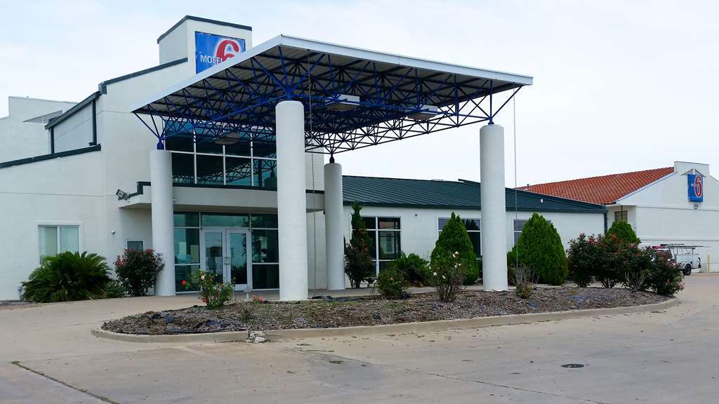 6-corsicana, Tx 2* Corsicana